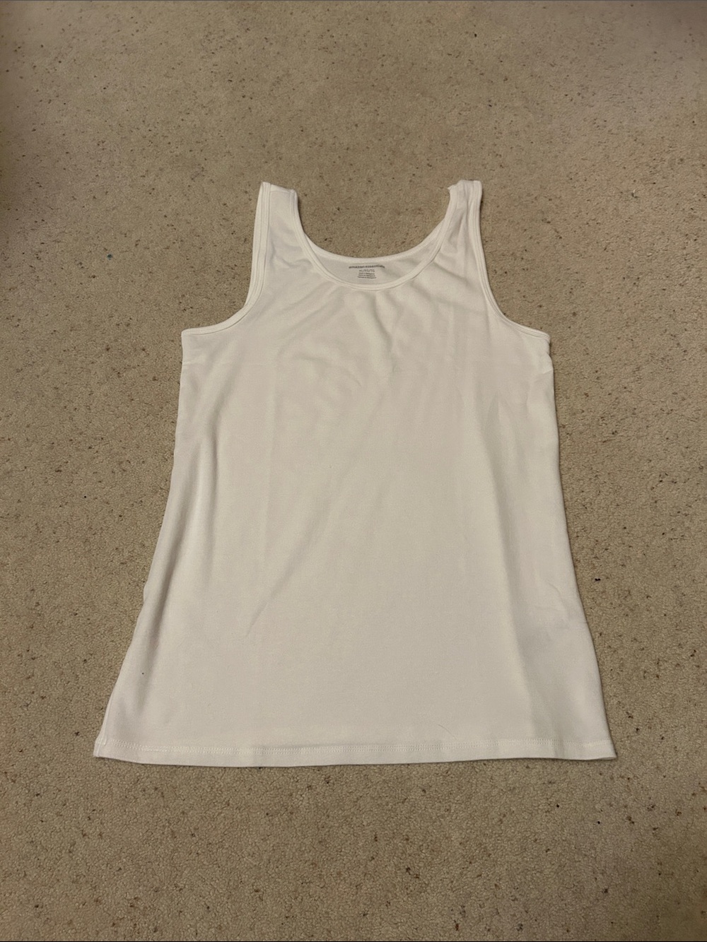 Amazon Essentials White Scoop Neck Tank Top